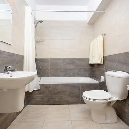 Great Kings Apartment *